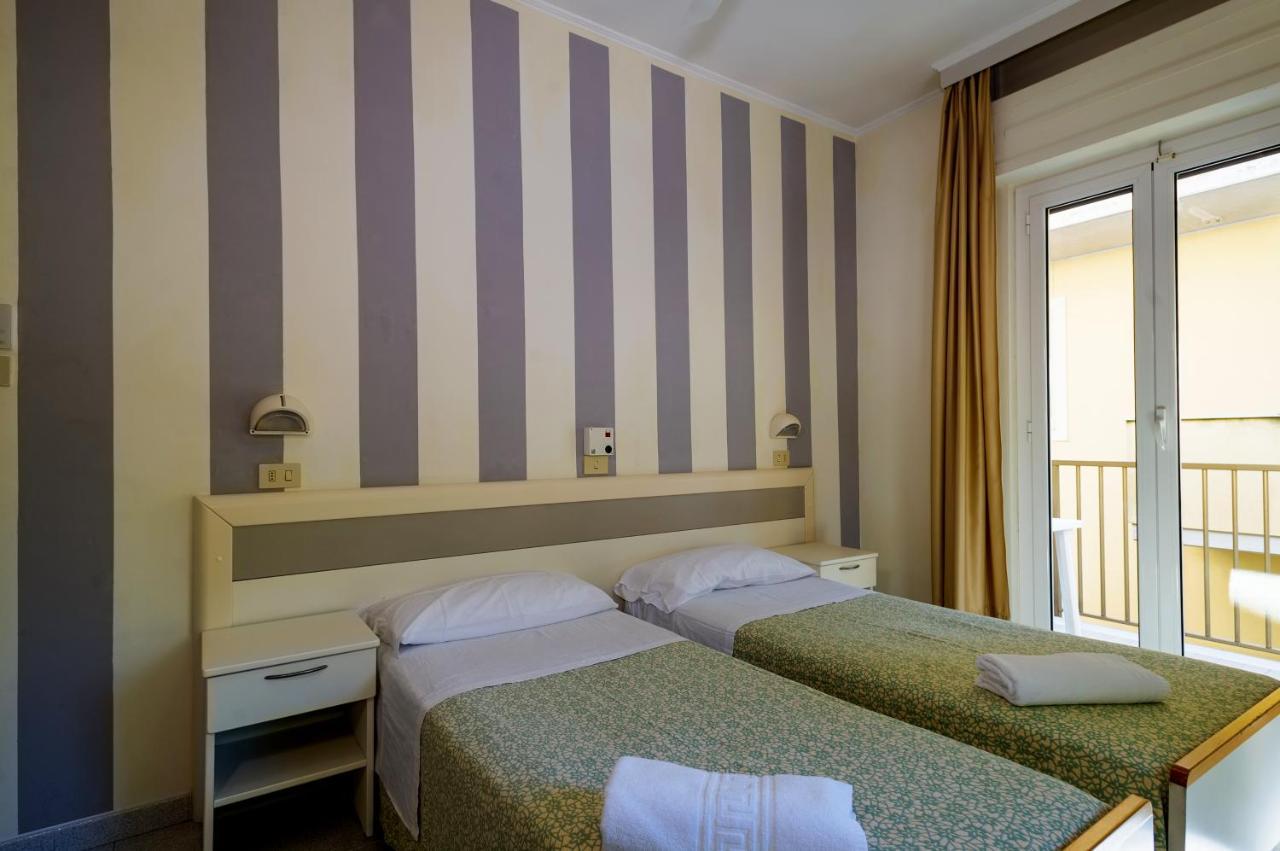 Hotel Miramare - Silvi Marina Exterior photo