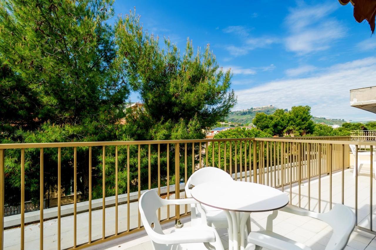 Hotel Miramare - Silvi Marina Exterior photo