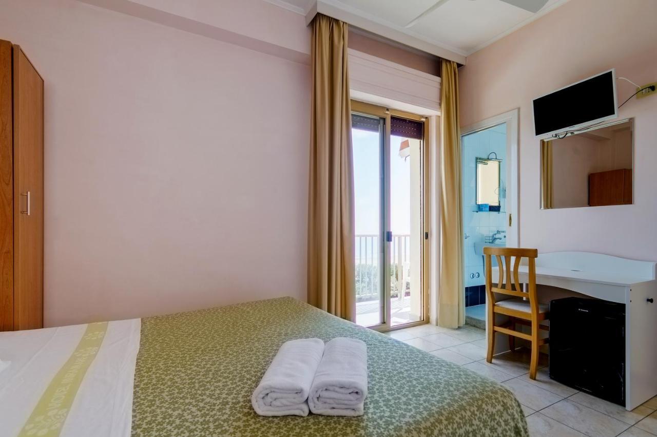 Hotel Miramare - Silvi Marina Exterior photo